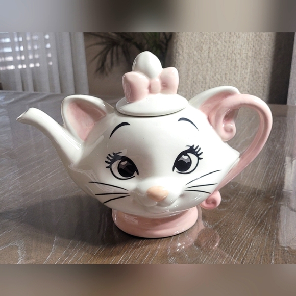 Disney Other - Disney "Marie" kitten from Aristocats tea pot